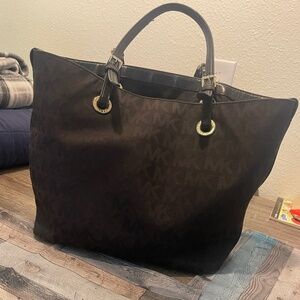 Michael Kors jet tote